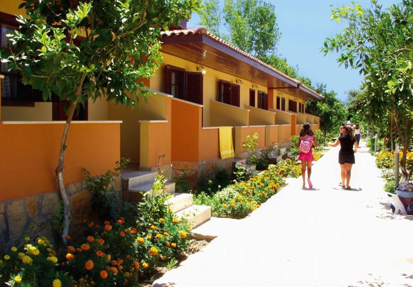 Ozlem Garden 3* Side