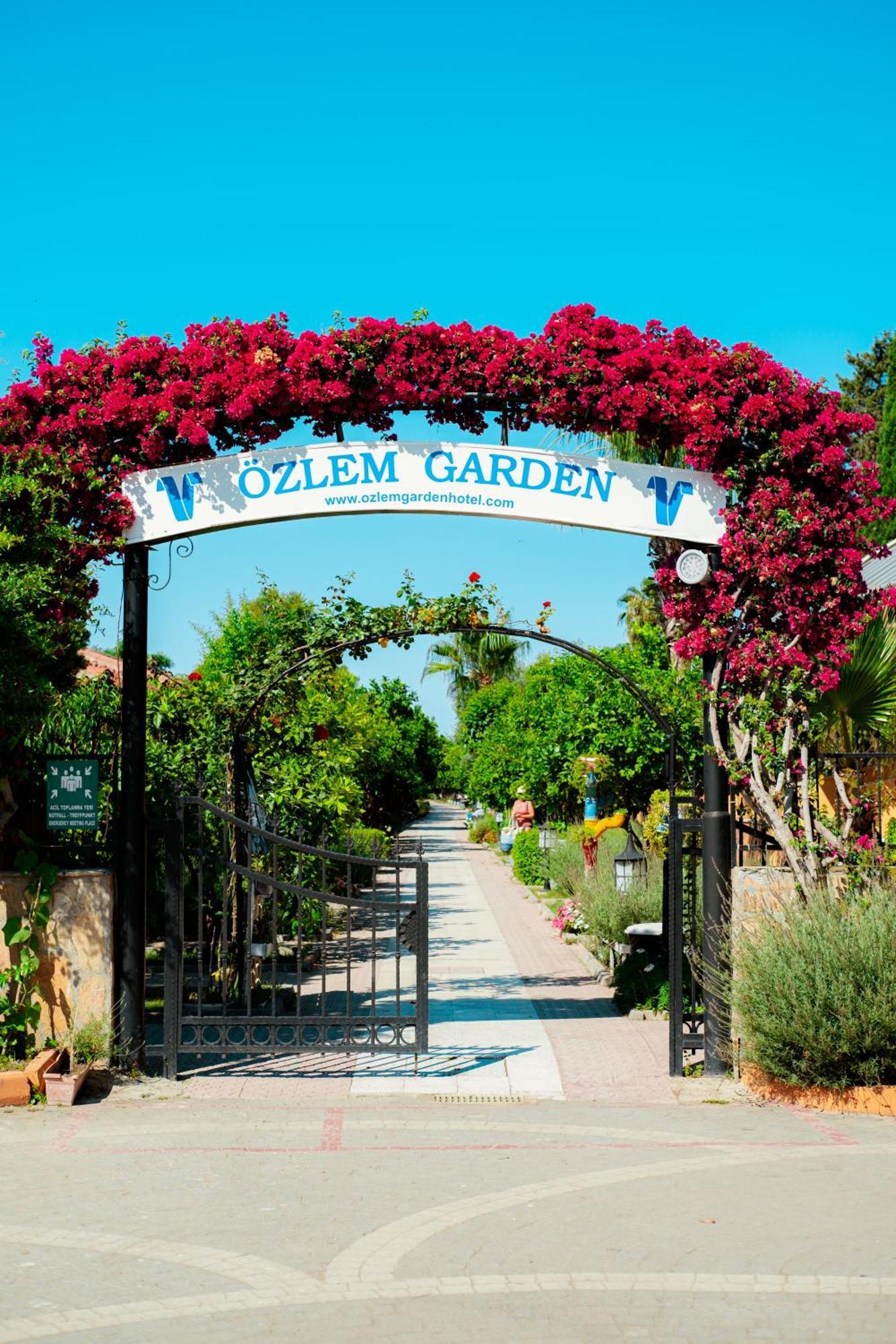 מלון Ozlem Garden 3*