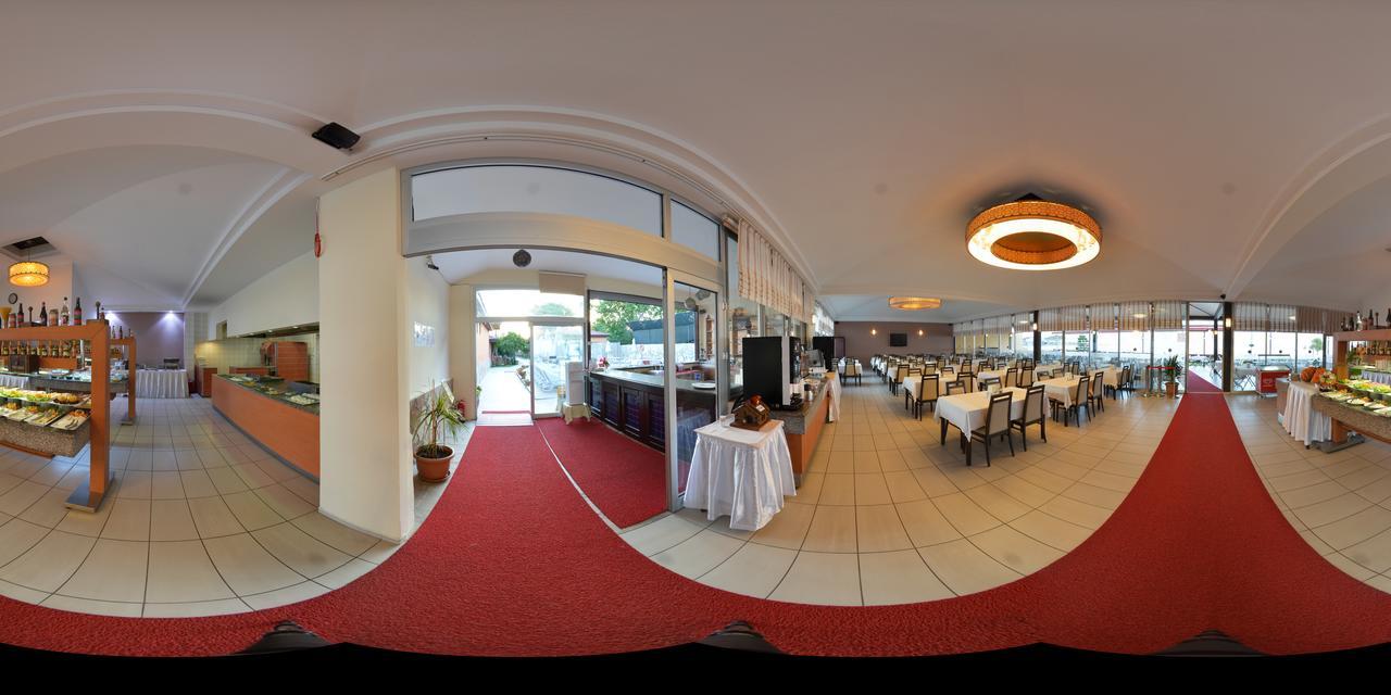 Ozlem Garden מלון 3*