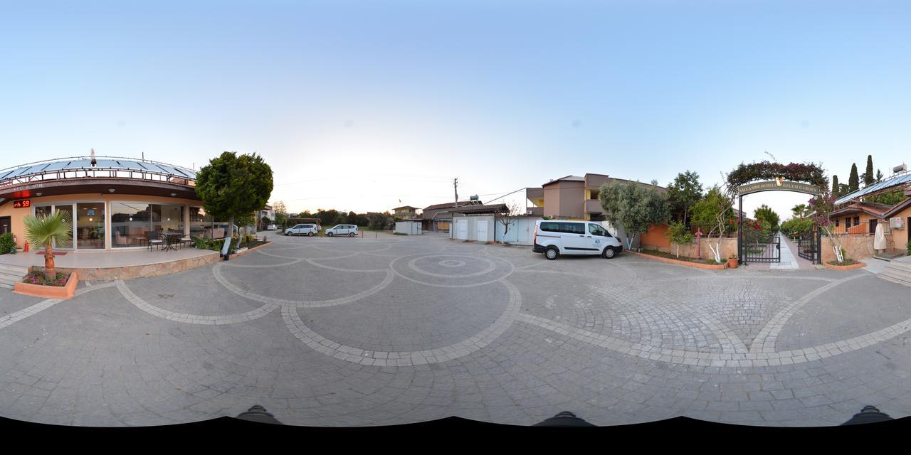 Ozlem Garden 3* סייד
